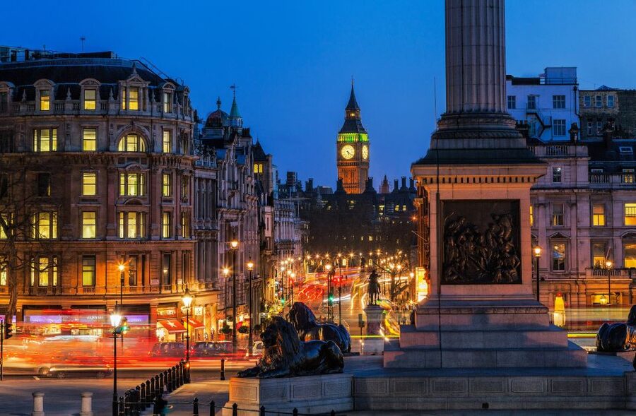 London: Harry Potter Walking Tour and River Thames Cruise - Leicester Square to Westminster: London icons with wizarding stories