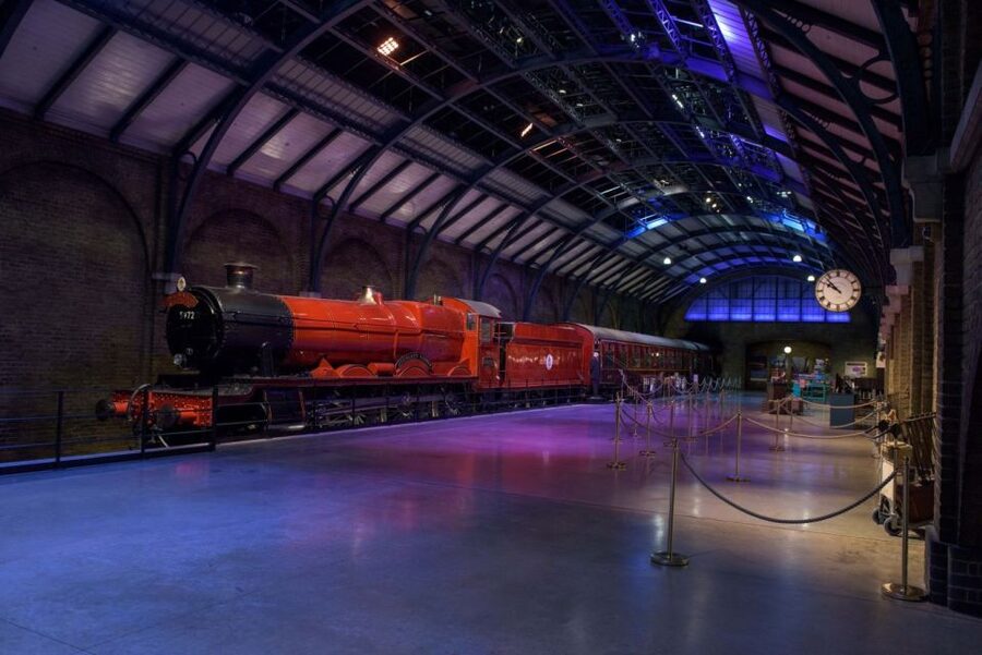 London: Harry Potter Warner Bros. Studio Tour with Transfer - Platform 9¾ and Diagon Alley: the “instant wow” stops