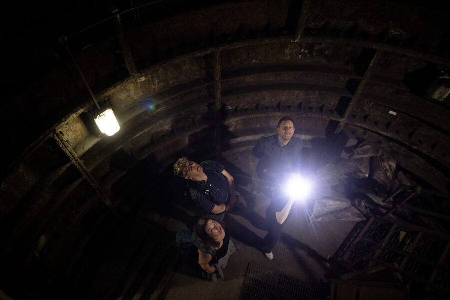 London: Hidden Baker Street Tube Station Tour - Original Platforms, Lift Shafts, and Corridors Last Seen Decades Ago