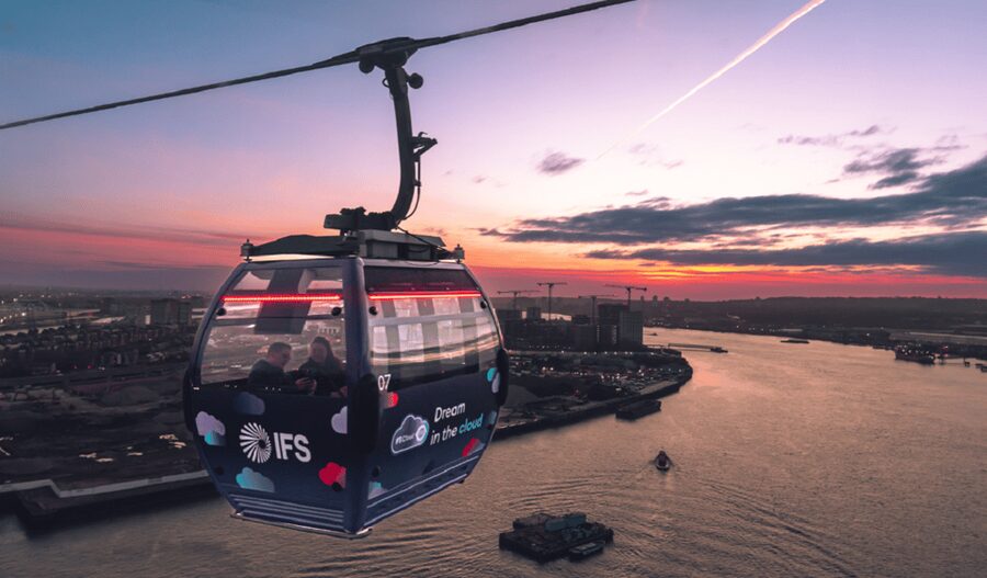 London: IFS Cloud Cable Car - Food, photos, and small tips that make the ride better