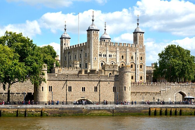 London In One Day Tour with River Cruise & London Eye Option - Tower of London Entry: You Get the Key Facts, Then You Explore Your Way