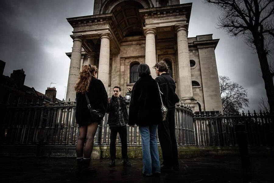 London: Interactive Jack the Ripper Walking Tour - Stop-by-Stop in Whitechapel: What Each Phase Feels Like
