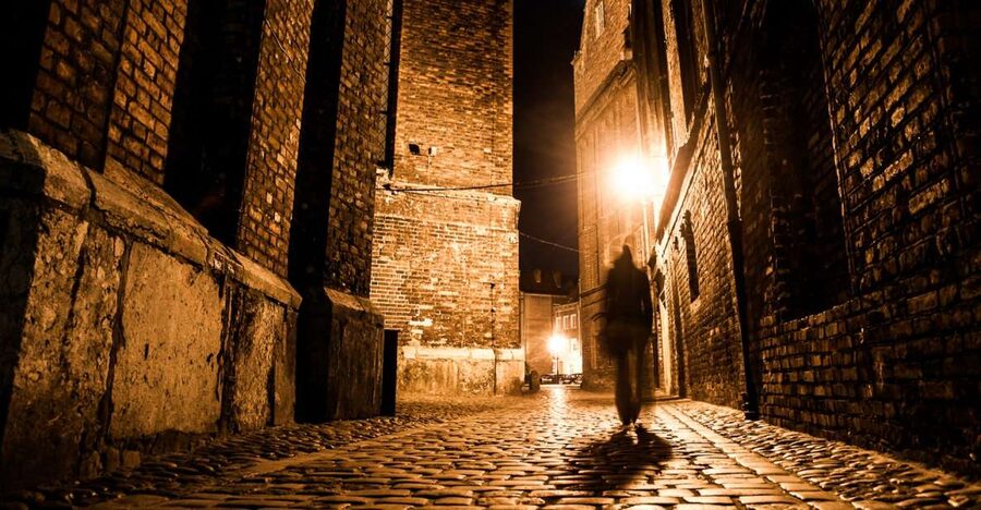 London: Jack The Ripper and Sherlock Holmes Bus Tour - The Elephant Man, Mrs. Lovett’s pie lore, and Cock Lane’s ghost