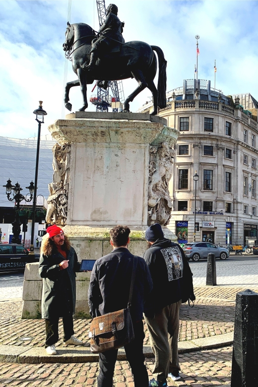 London: James Bond and Spies Walking Tour - Turning London into a spy set, without losing the real-world thread