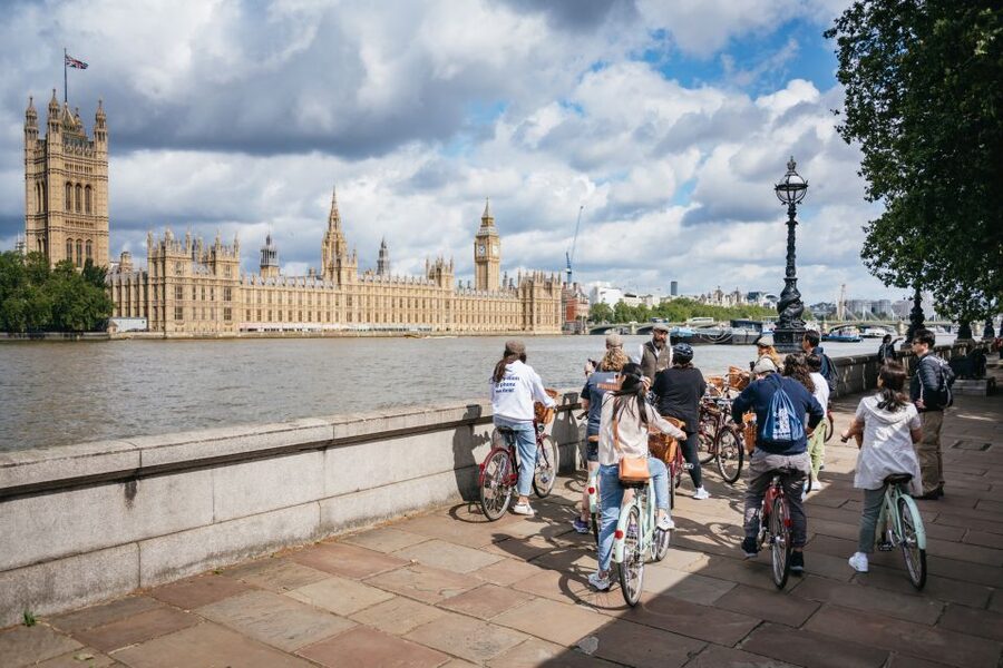 London: Landmarks & Secrets Bike Tour with Pub & Street Art - Big Ben, St John’s Smith Square, and Dean’s Yard: Icon Views Without the Crowds