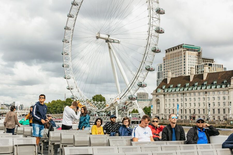 London: London Eye, River Cruise, & Hop-on Hop-off Bus Tour - London Eye time slots: getting the view at the light you want