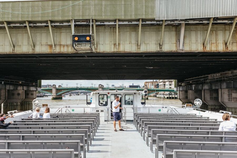 London: London Eye, River Cruise, & Hop-on Hop-off Bus Tour - Thames River cruise: the relaxing 40-minute break between landmarks