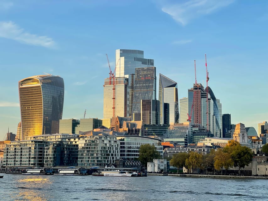 London: Modern Architecture & Building Guided Walking Tour - Leadenhall Building and 30 St Mary Axe: The Skyline Turns Technical