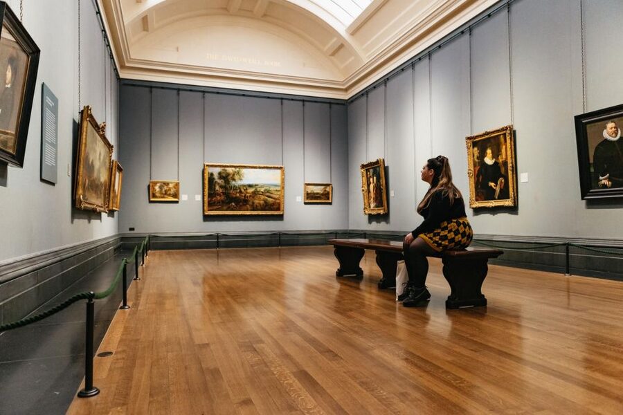London: National Gallery Guided Tour with Art Expert Guide - From Trafalgar Square to the Sainsbury Wing: The Tour’s Real Starting Point