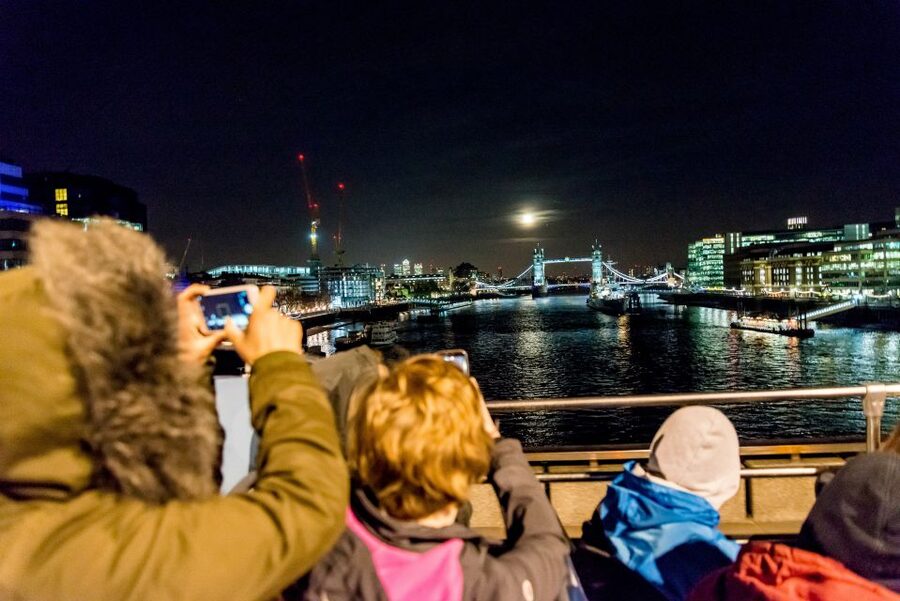 London: Nighttime Open-Top Bus Sightseeing Tour - Trafalgar Square and Piccadilly Circus: The Buzz, But From Your Seat