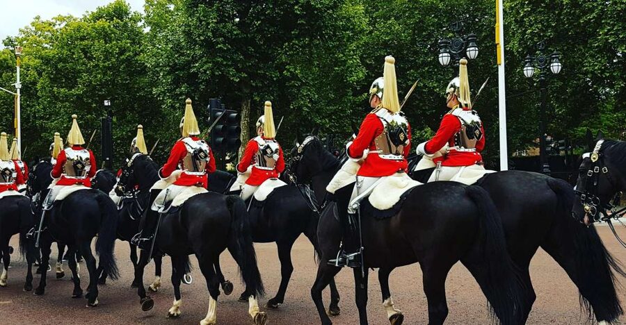 London: Palaces and Parliament Walking Tour - Green Park and the Royal Parks: the view-setting part of Westminster
