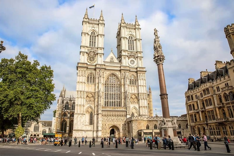London Pass® - Save up to 50% on Tickets to 100+ Attractions - Westminster Abbey and St Paul’s Cathedral: pairing holy icons with city energy