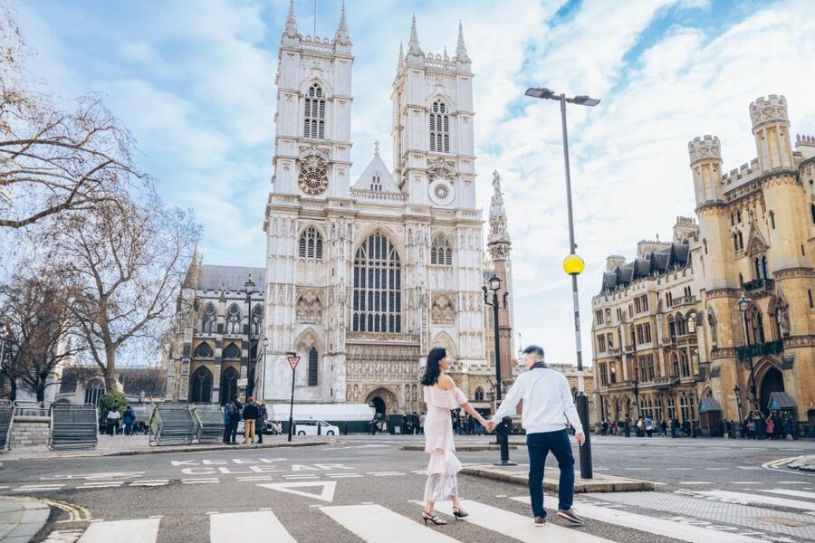 London: Private Photo Session in Westminster - The human touch: English and Chinese, plus flexible communication