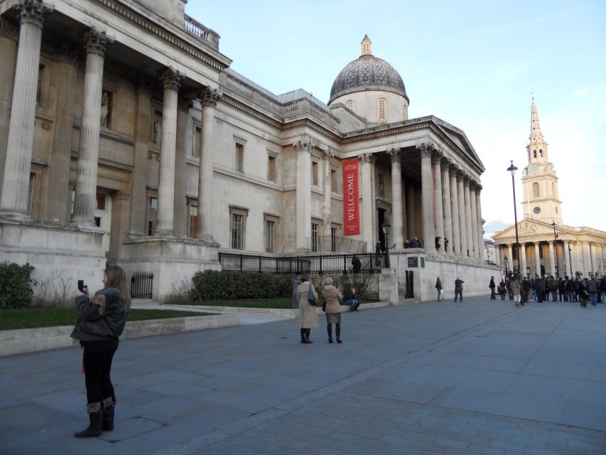 London: Private Walking Sightseeing Tour - St. James’s Park: where you reset before Trafalgar Square