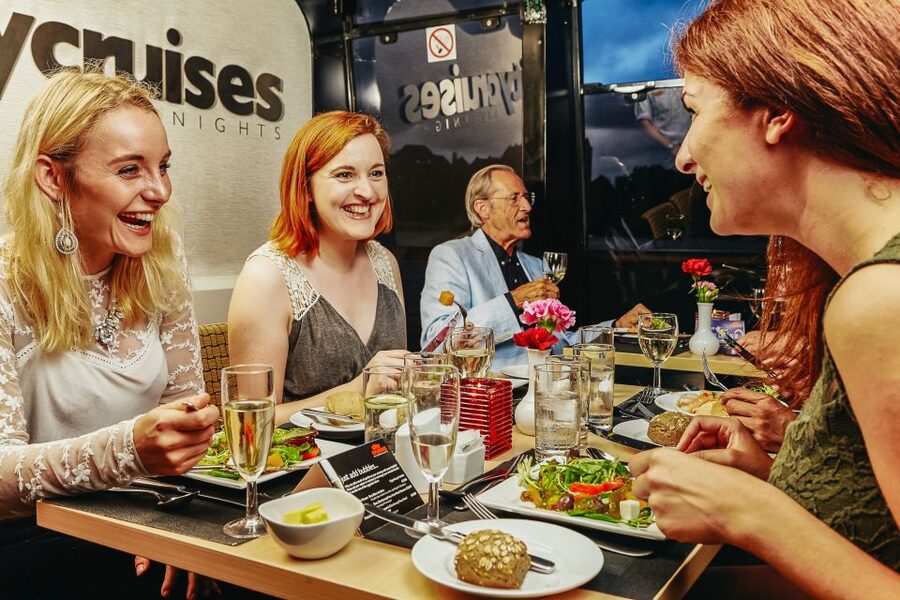 London: River Thames Dinner Cruise - Comfort and Timing Tips for a 3-Hour Boat Night