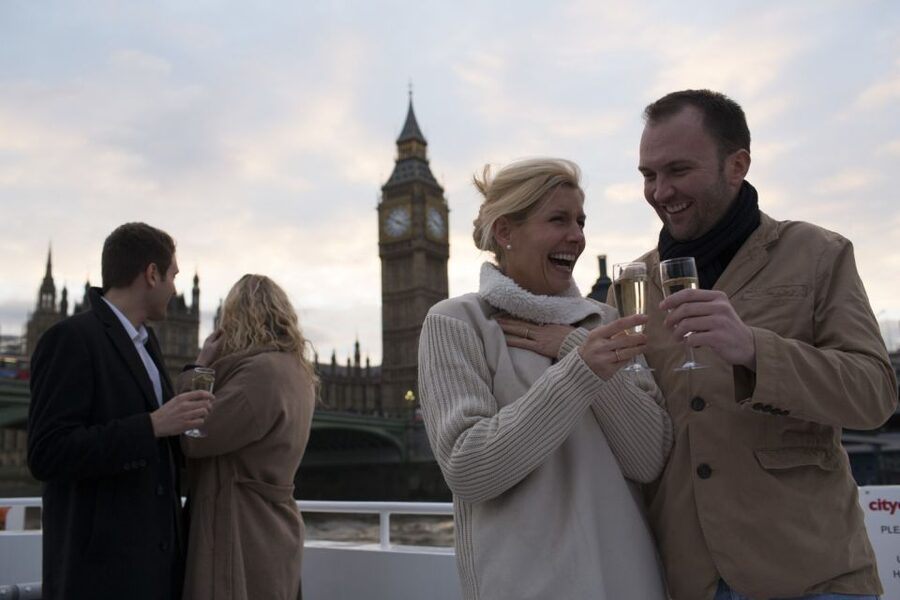 London: River Thames Evening Cruise with Bubbly and Canapés - Key highlights to know before you board