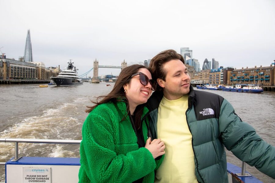 London: River Thames Hop-On Hop-Off Sightseeing Cruise - Key things that make this Thames cruise worth your time