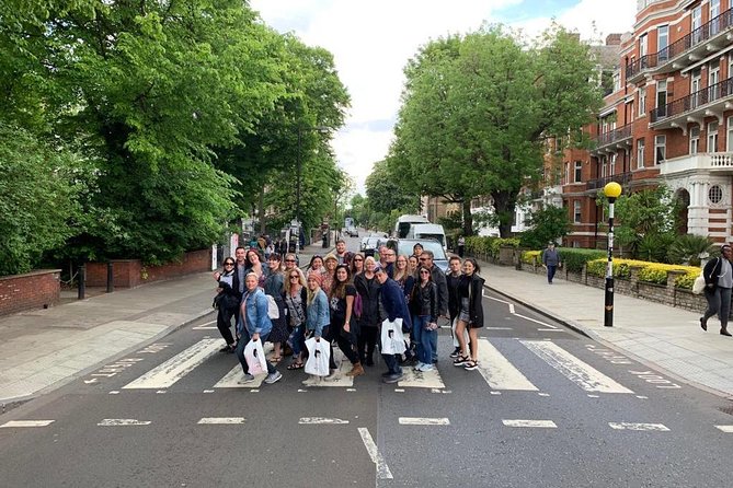 London Rock and Roll Music Tour - Afternoon and Full-Day: Kings Road, Queen Energy, and Style as a Music Signal