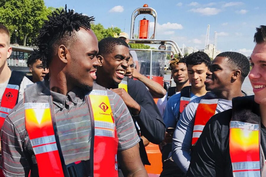 London: Speedboat Tour Through Heart of the City - Crew vibes, photo moments, and why the narration feels worth paying for