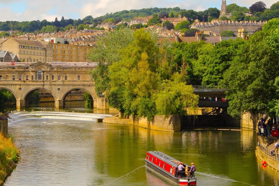 London: Stonehenge, Bath, Lacock, & Avebury Small Group Tour - Value check for $245 and who should book