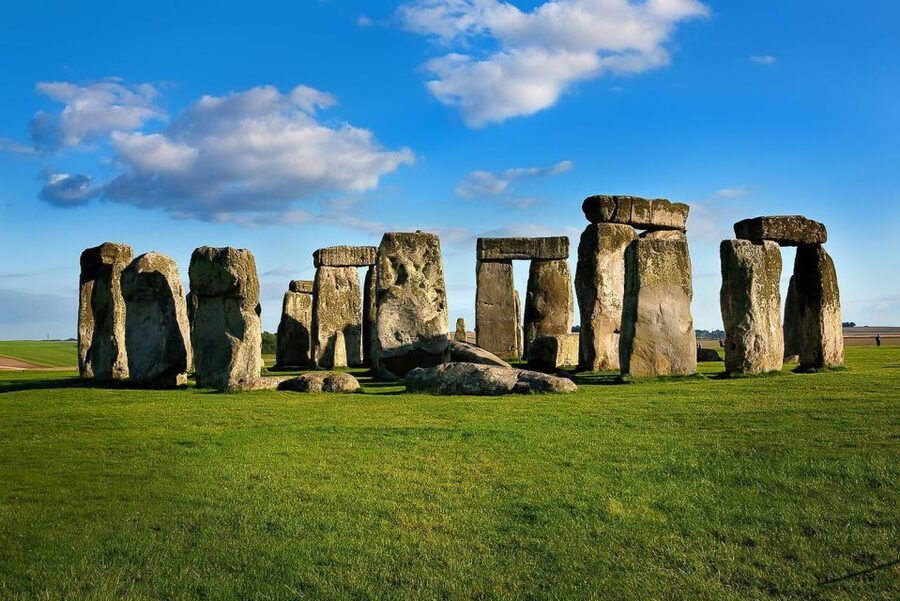London: Stonehenge, Windsor Castle, Bath, Lacock & Pub Lunch - The bus, timing, and walking reality check