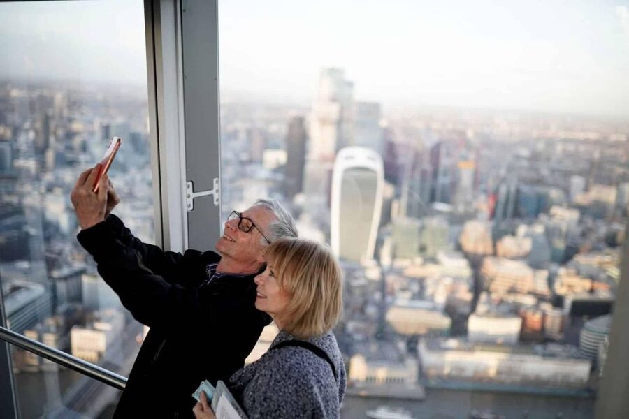 London: The Shard Entry Ticket with Champagne - Entering The Shard from London Bridge: quick, convenient, and easy to start