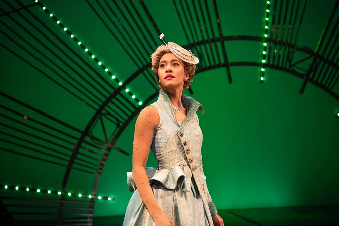 London Theatre: Wicked the Musical - Inside Apollo Victoria, what to notice once you sit down