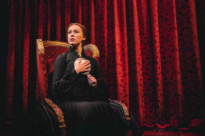 London Theatre: Wicked the Musical - Picking dress circle or stalls, how to choose without regret