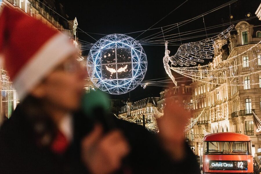 London: Tootbus Christmas Lights Tour incl walking tours - Soho and Oxford Street: two very different vibes, both lit up