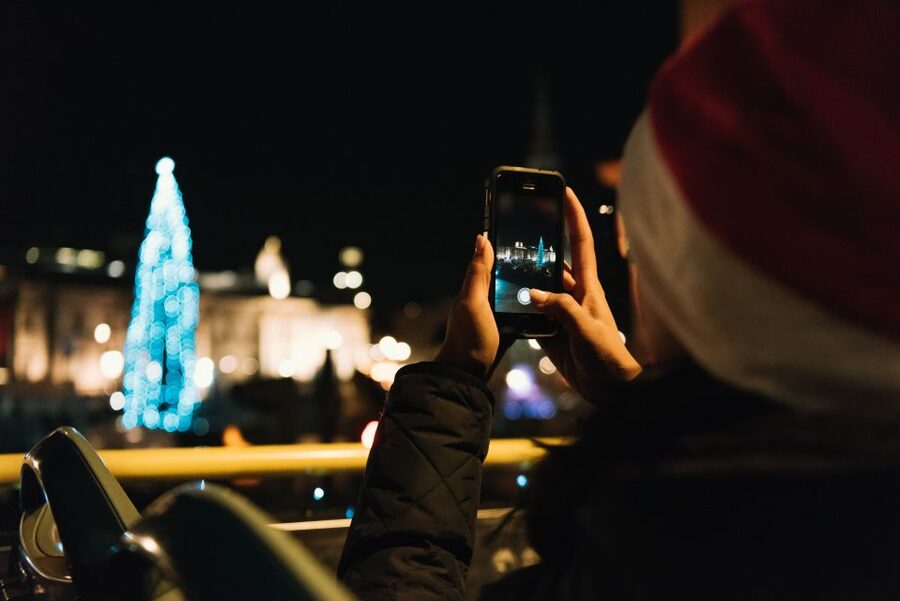London: Tootbus Christmas Lights Tour incl walking tours - Who this tour suits best, and who might be happier elsewhere