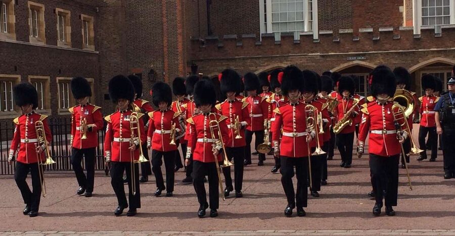 London: Top 30 Sights Walking Tour and The Shard Entry - Key highlights that make this tour worth it