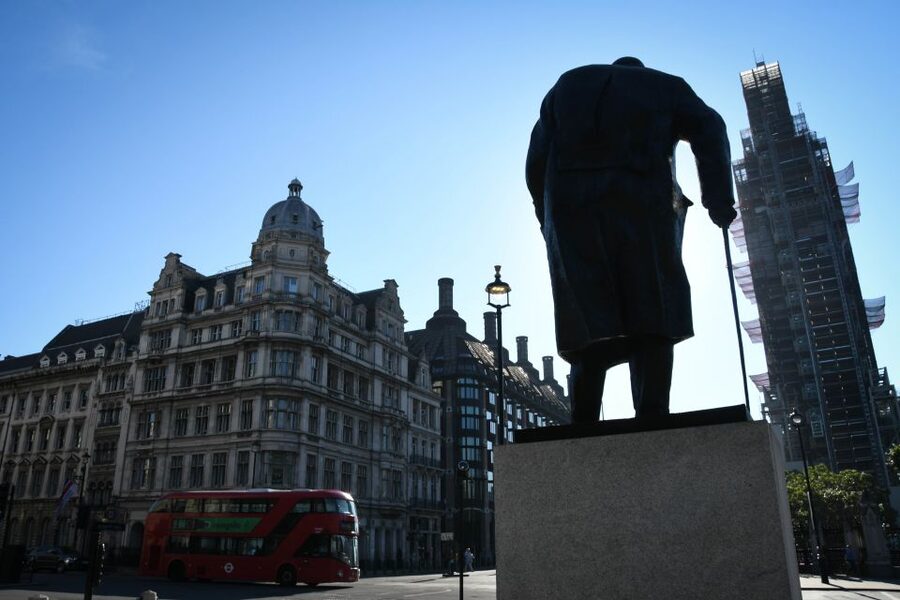 London: Top 30 Sights Walking Tour and The Shard Entry - Tower Bridge and the Tower of London area: the river-to-fortress storyline