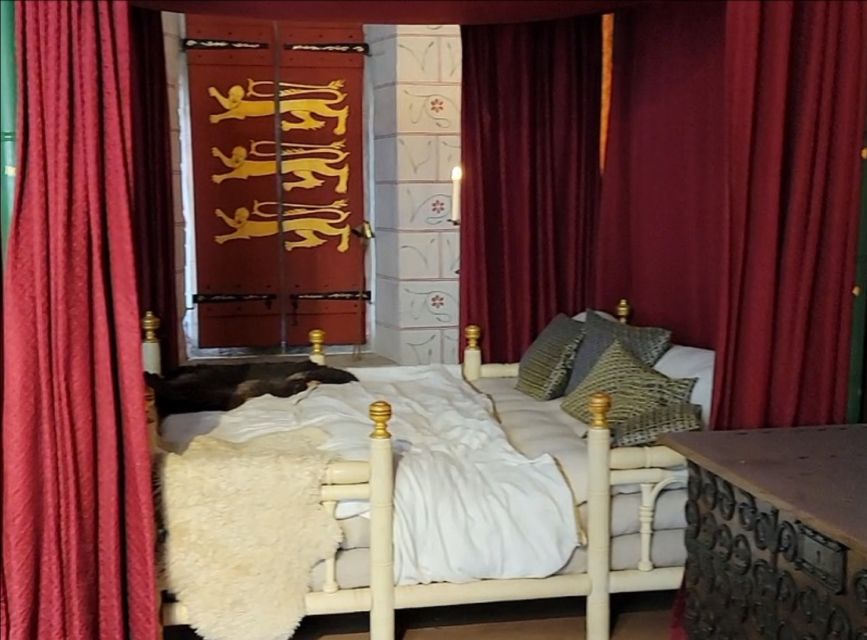 London: Tower of London Guided Tour with Boat Ride - Practical tips before you go