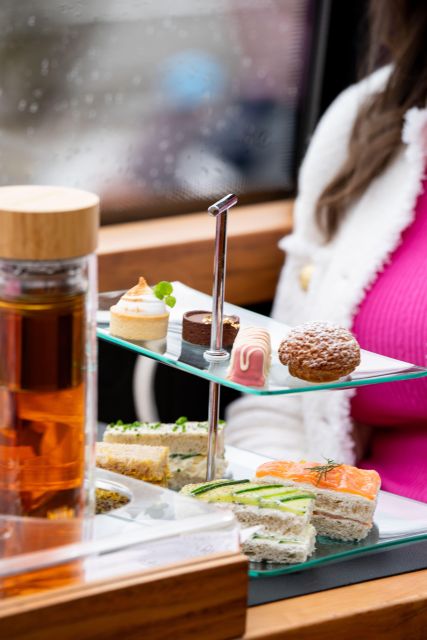 London: Traditional Afternoon Tea Tour in a Luxury Coach - Who This Tour Fits Best