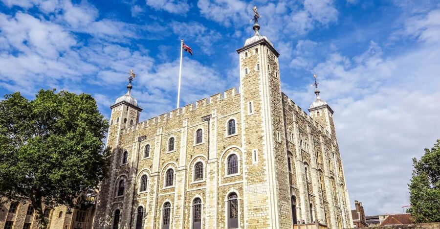 London: VIP Tower of London & Tower Bridge Early-Access Tour - Tower Hill check-in: the detail that protects your tickets