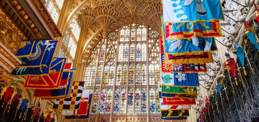 London: Westminster Abbey Skip-the-line Entry & Guided Tour - Your guide: what to watch for and why names like Paul, Lucy, and Natasha keep showing up