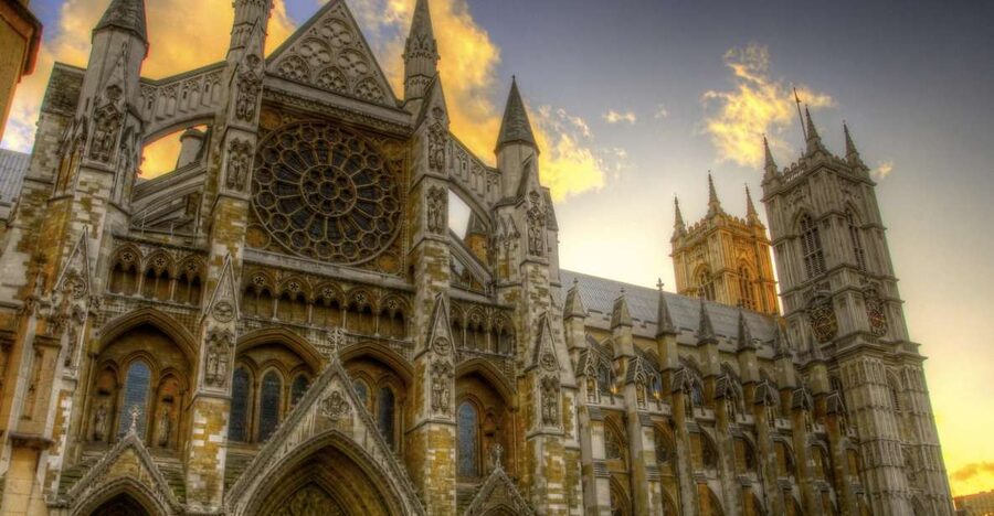 London: Westminster Walking Tour & Westminster Abbey Visit - Whitehall and Horse Guards Parade: Where Power Walks