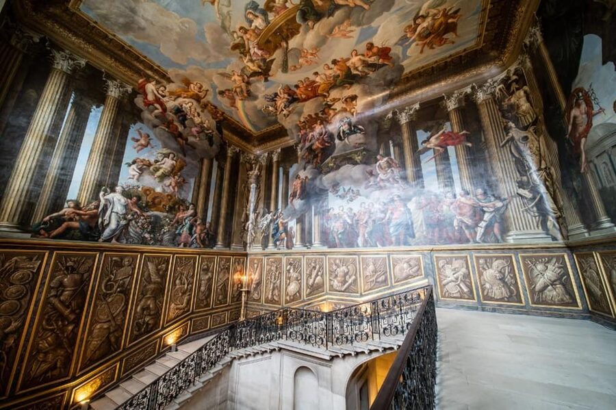 London: Windsor Castle & Henry VIII's Hampton Court Palace - Price and Ticket Value for a Two-Palace Day