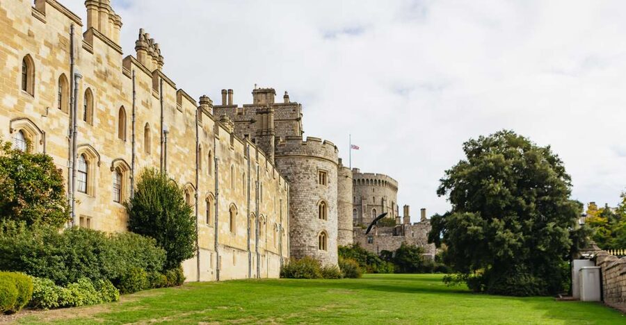 London: Windsor Castle, Stonehenge & Bath Full-Day Tour - A One-Day Triple Hit From London: Windsor, Stonehenge, Bath