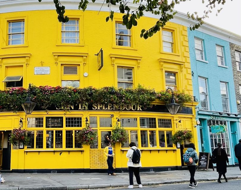 Notting Hill Walk Celebrities and Film Locations- London - Electric Cinema and the Notting Hill Book Shop area: movie details you can actually find