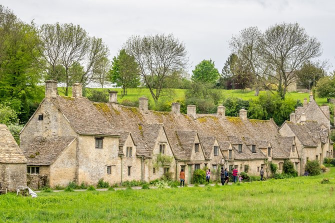 Oxford and Traditional Cotswolds Villages Small-Group Day Tour from London - From Victoria’s Coach Station to Cotswolds Roads