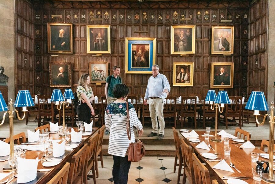 Oxford: City and University Tour, including college entry - Sheldonian Theatre and Hertford College: From Wren to a Brideshead Bridge