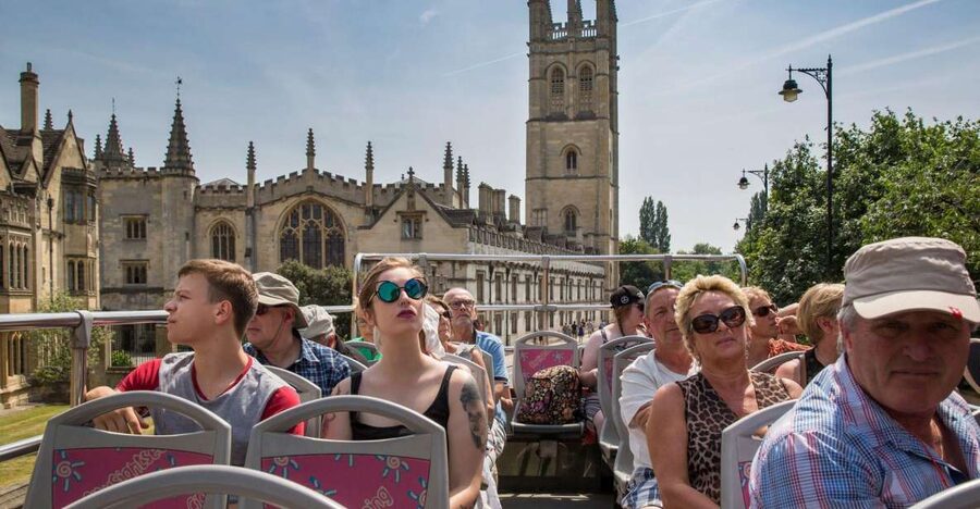Oxford: City Sightseeing Hop-On Hop-Off Bus Tour - Getting your bearings from Oxford Station to the University core