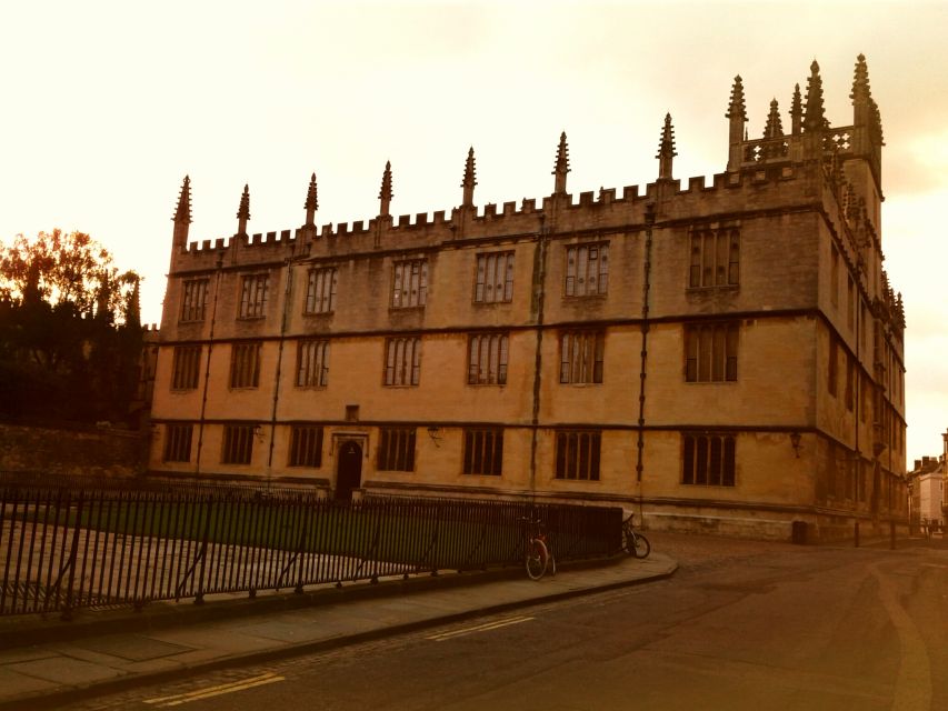 Oxford: Harry Potter Insights Divinity School Group Tour - Price and Value: What $40 Really Buys You