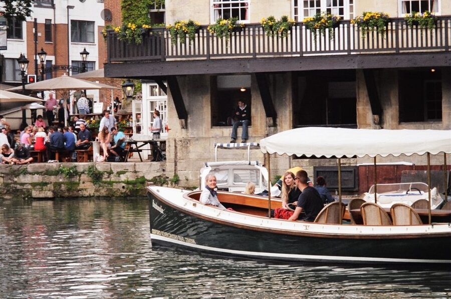Oxford: Sightseeing River Cruise - The rowing houses: the part many visitors miss from street level
