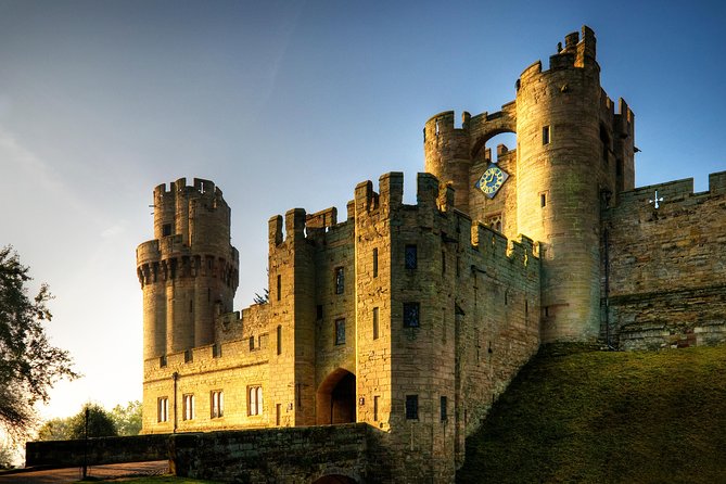 Oxford, Stratford, Cotswolds & Warwick Castle Tour from London - Coach Comfort From Victoria, and Why On-Time Matters