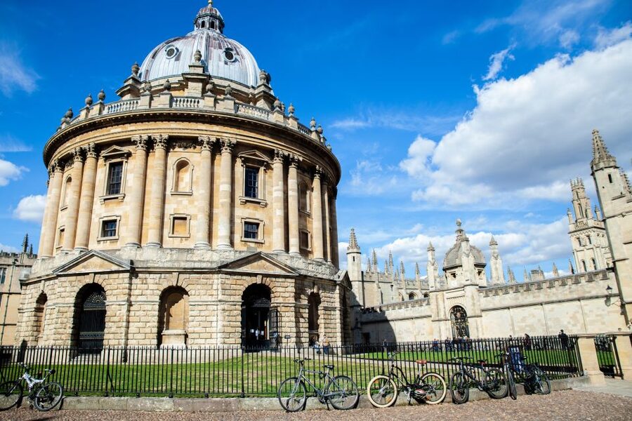 Oxford: University Walking Tour with Christ Church Visit - Sheldonian Theatre: ceremonies you can actually picture
