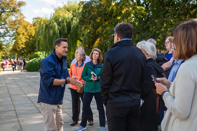 Oxford University Walking Tour With University Alumni Guide - Timing, Pace, and What to Wear