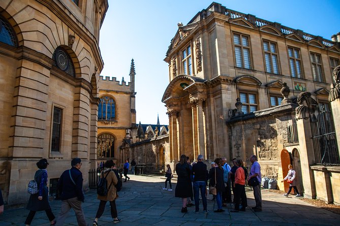 Oxford University Walking Tour With University Alumni Guide - Should You Book This Oxford University Walking Tour?