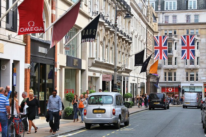 Private Tour: Black Taxi Tour of London - Stop by stop: Buckingham Palace, St James’s Palace, and classic royal views